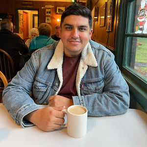 Meet your Posher, Aaron